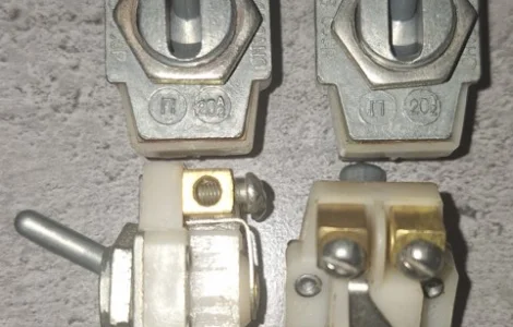 П20-А2 Перемикач перекидної 3 положення 3 контакта