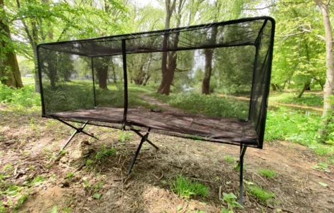 Купити сітка захисна (москітна) з стальним каркасом віанд (viand)