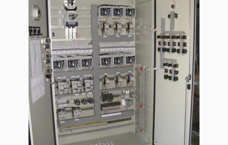 Шкаф управления насосами