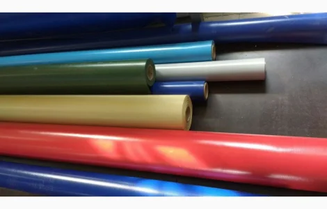 ПВХ ткань постоянно в продаже. Широкая гамма цвета