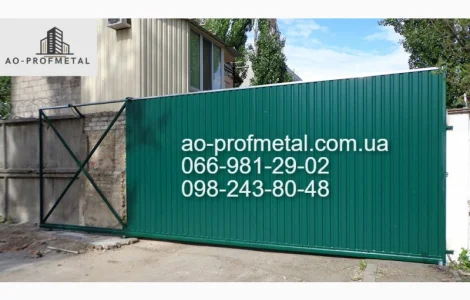 Профнастил зеленный двухсторонний матовый РАЛ 6005 от завода