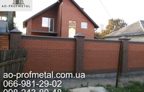 Колпаки и парапеты, Колпак на столб