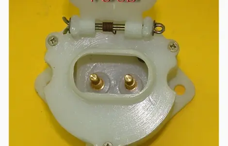 Розетка РЗ-8Б