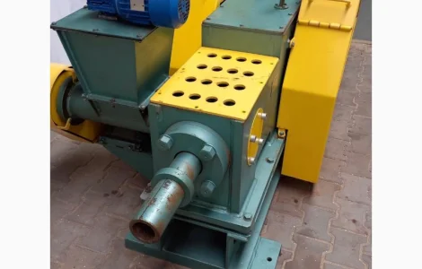 Прес універсальний для брикетування та гранулювання 600 кг.год. Wektor