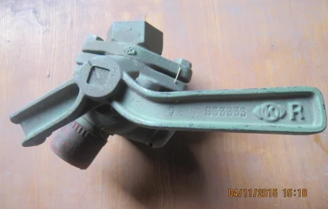 Кран тормозной системы Knorr-Bremse