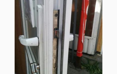 Фурнитура для дверей петли с94, окон, ролет Киев, продажа, ремонт