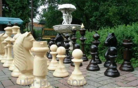 Крупные шахматные фигуры