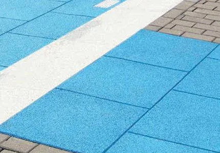 Резиновая плитка для сада и дачи