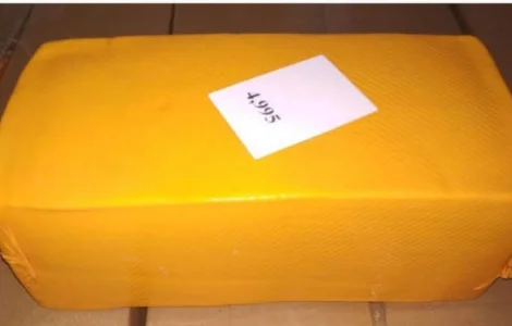 Сир твердий "Український", ДСТУ, 50% жиру в сухій речовині, круг, брус