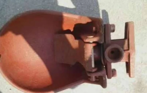 Поилка для КРС Чугунная (советская)