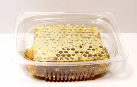 Продается сотовый мед в блистерах