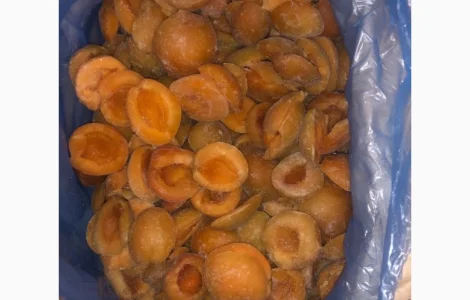 Куплю абрикос половинки замороженный