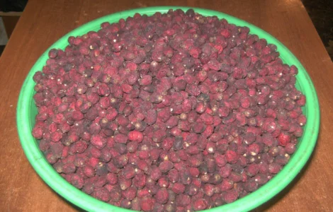 Ягоды боярышника (глоду), сушеные, недорого