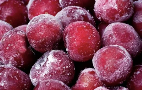 Куплю вишню заморожену з кістою