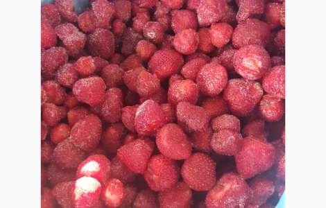 Продам полуницю морожену 2021року