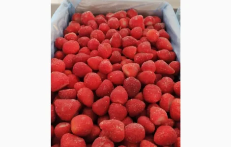 Пропонуємо заморожену (суницю) клубнику