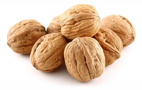 Реалізую митий та калібрований кругляк грецького Горіха