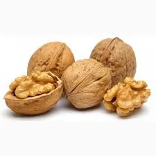 Продам орех грецкий. ( кругляк ) от 2т. до 22т. партии. Цена договорная