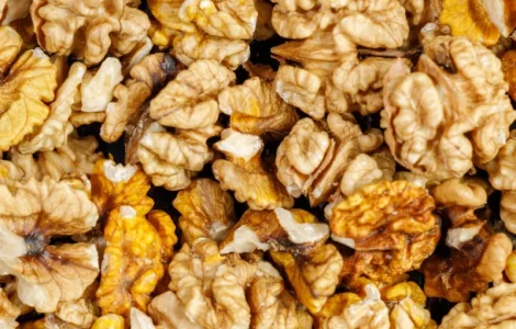 Закуповуємо ядро грецьких горіхів
