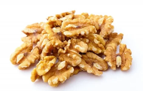 Продаю всі види горіхів та сухофруктів