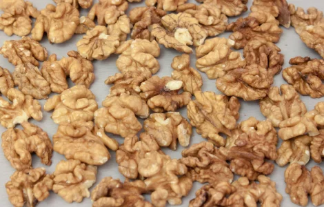 Куплю светло-пшеничную бабочку и четверть