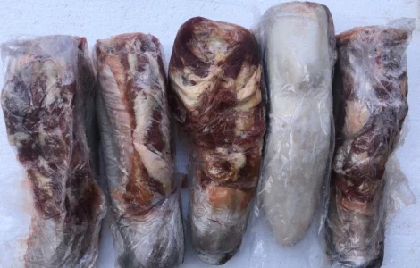 Язик яловичий заморожений