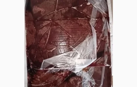 Продам печень говяжью замороженную