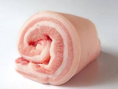 Есть покупатели с говядины и свинного и топленого сала сетевого качества от 20 тонн