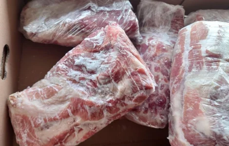 Шия свинна заморожена