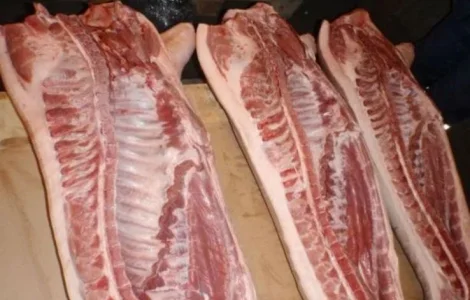 Продається домашня свинина