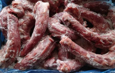 Шиї індички великі та м'ясні