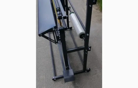 Запайщик с боковой педалью, рулонодержателем, боковым ножом от 500мм