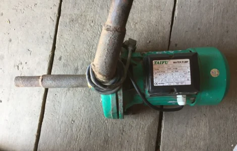 Продам водяной насос TAIFU, б/у