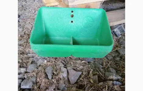 Годівниці для підсосних поросят, Кормушка