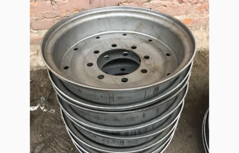 Диски на тракторный прицеп 2ПТС-4