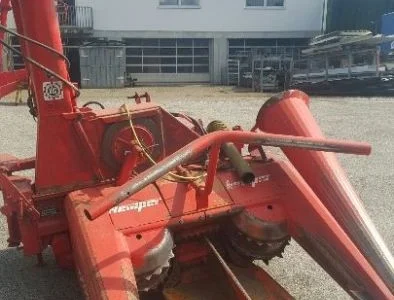 Сечкарня, силосорізка для кукурудзи на силос, корм, двухрядкова Kemper Profi (Германія)