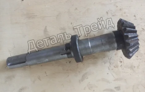 Вал шестерня редуктора питателя ОВС-25