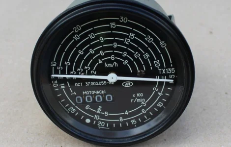 Тахометр ТХ-135 МТЗ (ТХ-135-3813010)