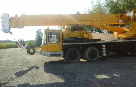 Продажа автокранов моделей Январец, Bumar, КРАЯН, Fablok в Украине и СНГ