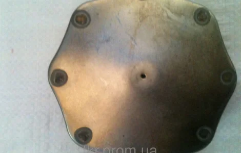 Крышка бака Т-150,  Т-40,  Т-150, ЮМЗ,  Д65