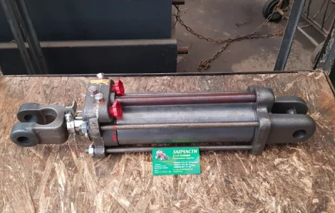 Гидроцилиндр Ц 75*200-3