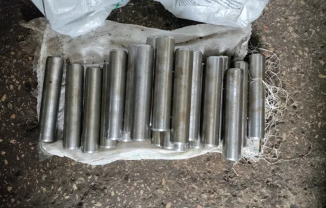 64221-3001019 Шкворень MAN без втулок