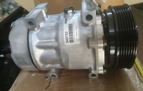 Компрессор кондиционера Renault Volkswagen - 240753 Япония
