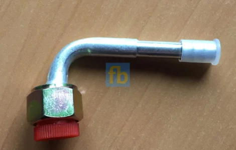 Фітинг автокондиціонера алюмінієвий кутовий 90 6 8мм гайка 3/4