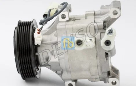 Компрессор кондиционера DENSO DCP99524 трактора JOHN DEERE