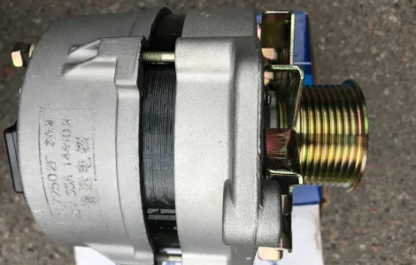 Генератор 612600090206D 28V, 55A двигатель WD615