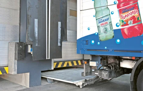 Гидроборт Bär Cargolift BC 1500 S4L