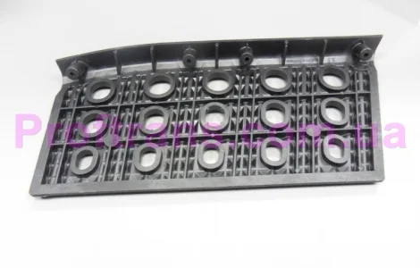 504211438 Подножка левая Iveco Stralis 07-, Trakker Ивеко Стралис, Тракер