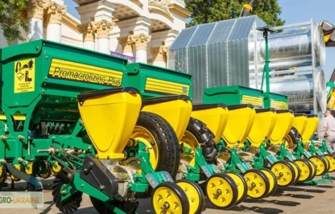 УПС 8 (веста 8 HARVEST) - агрегується с тракторами від 80к.с
