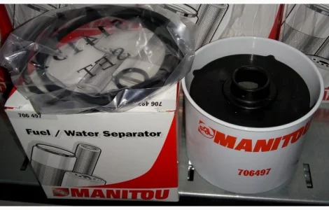 706497 Фильтр топливный Manitou